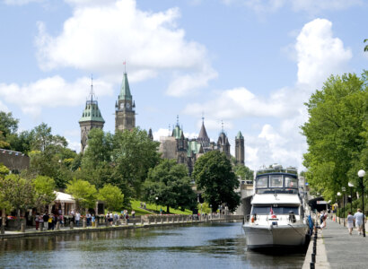 Explore Ottawa