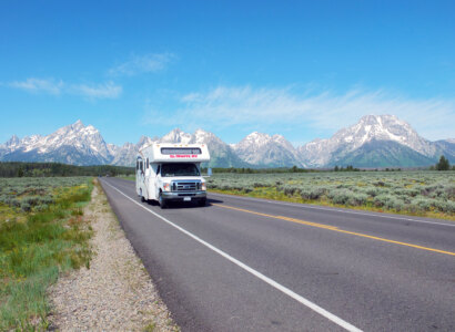 El Monte - Slide-out Motorhomes