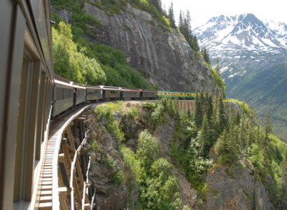 Discover Whitehorse & White Pass Yukon Railroad