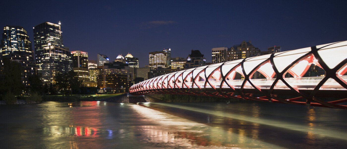 Edmonton, Peace Bridge - Holidays to Alberta