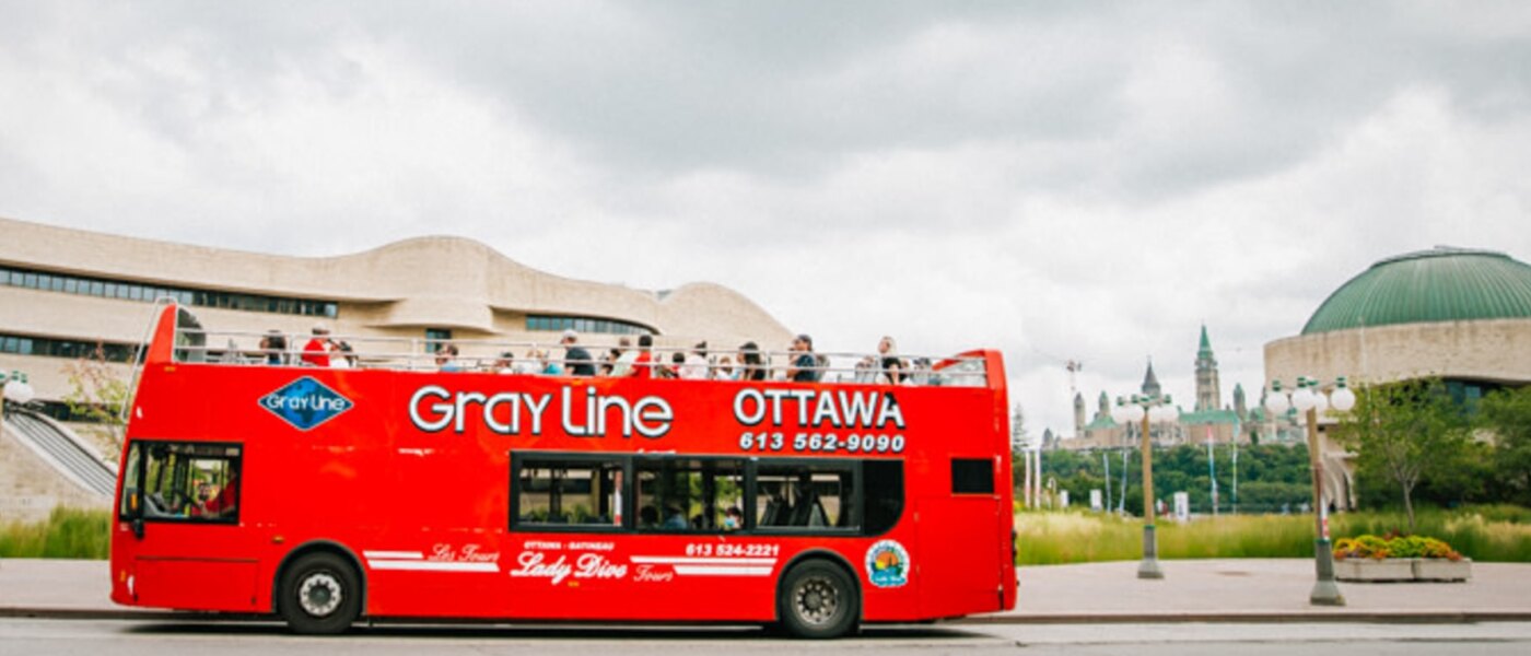 Hop-on hop-off sightseeing, Ottawa, Ontario Holiday