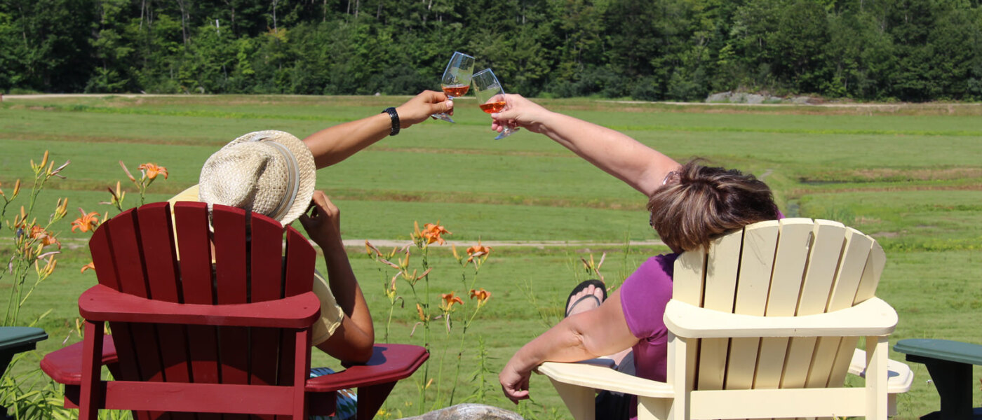 Muskoka Lakes Farm & Winery, Bog to Bottle Discovery Tour, Ontario Holiday