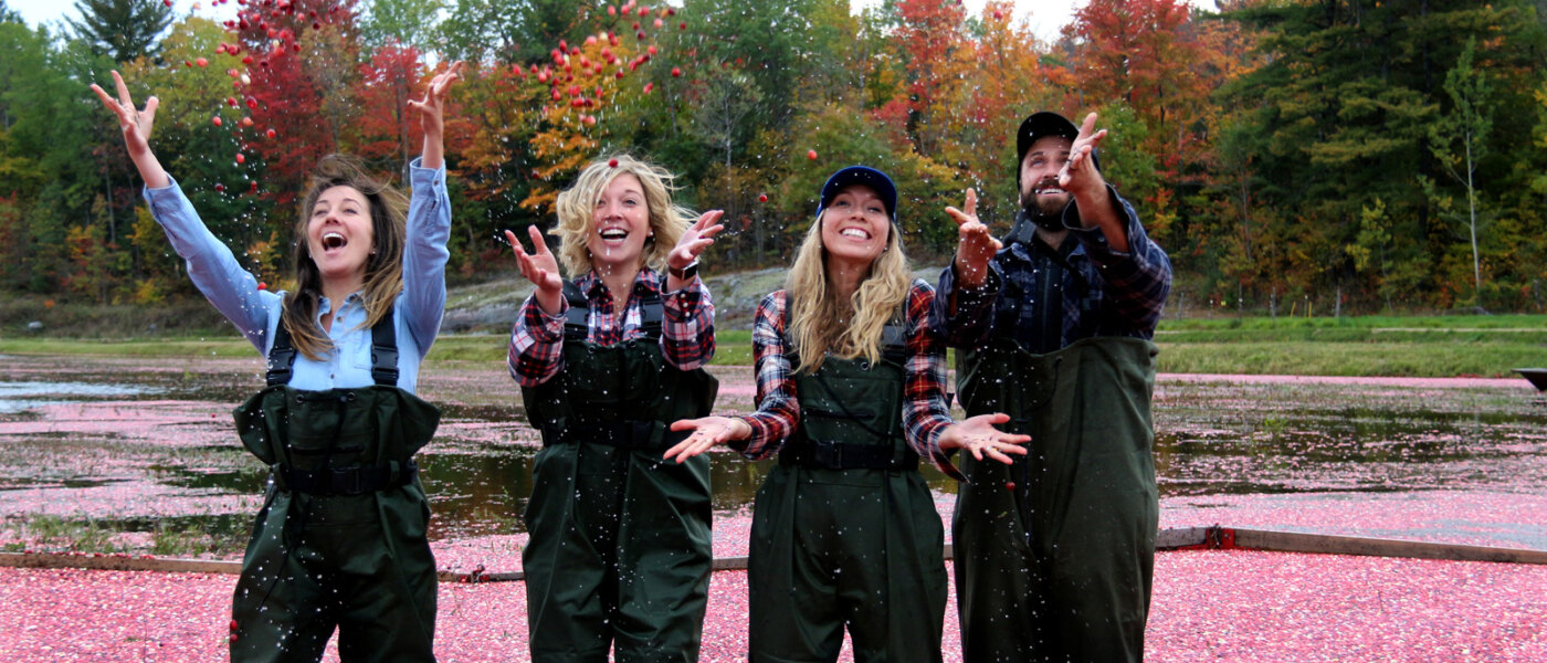 Muskoka Lakes Farm & Winery, Bog to Bottle Discovery Tour, Ontario Holiday