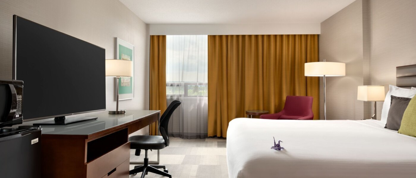 King Room, Coast Prince George Hotel by APA - Holidays to Northern British Columbia